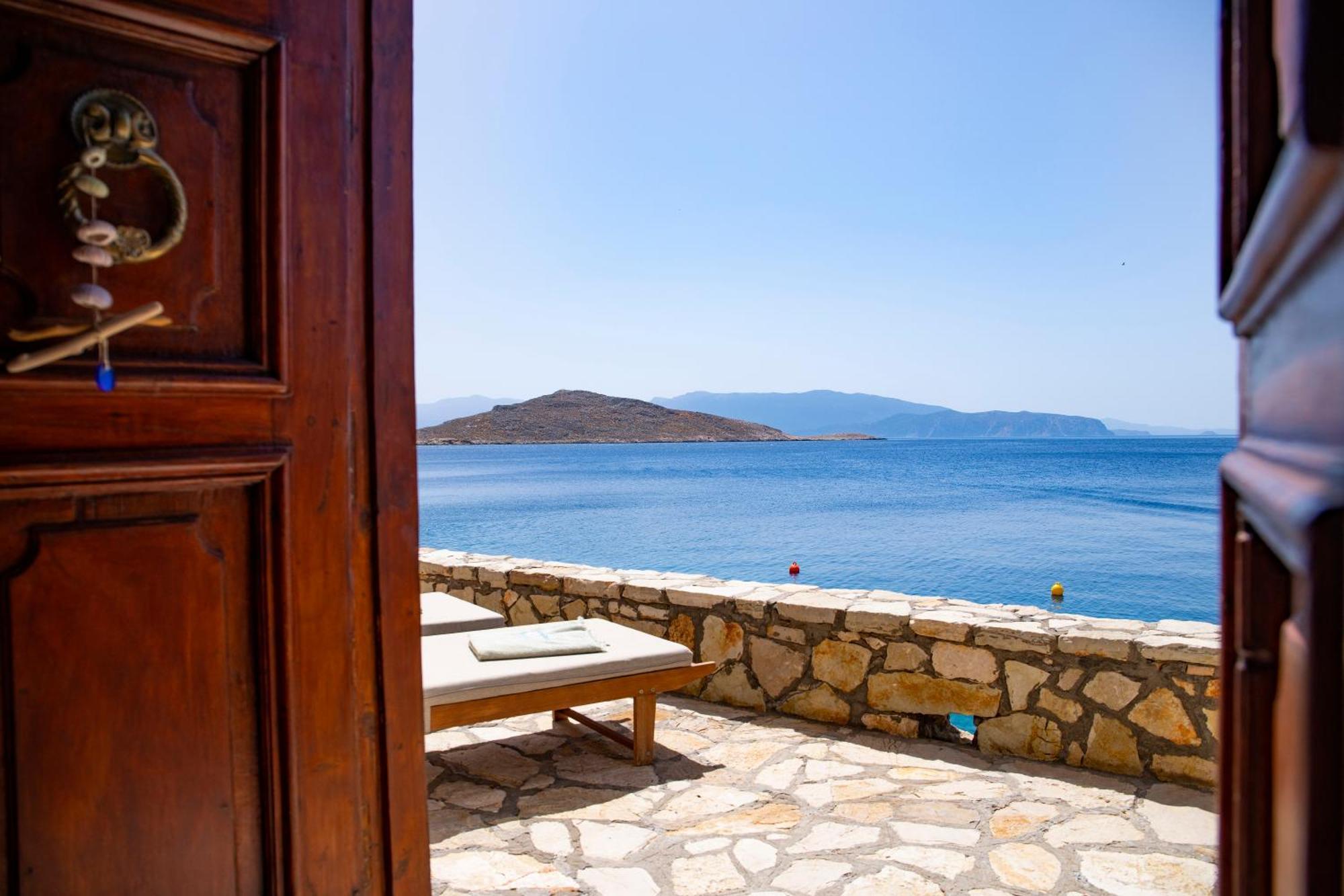 Villa Electra Chalki Town Extérieur photo