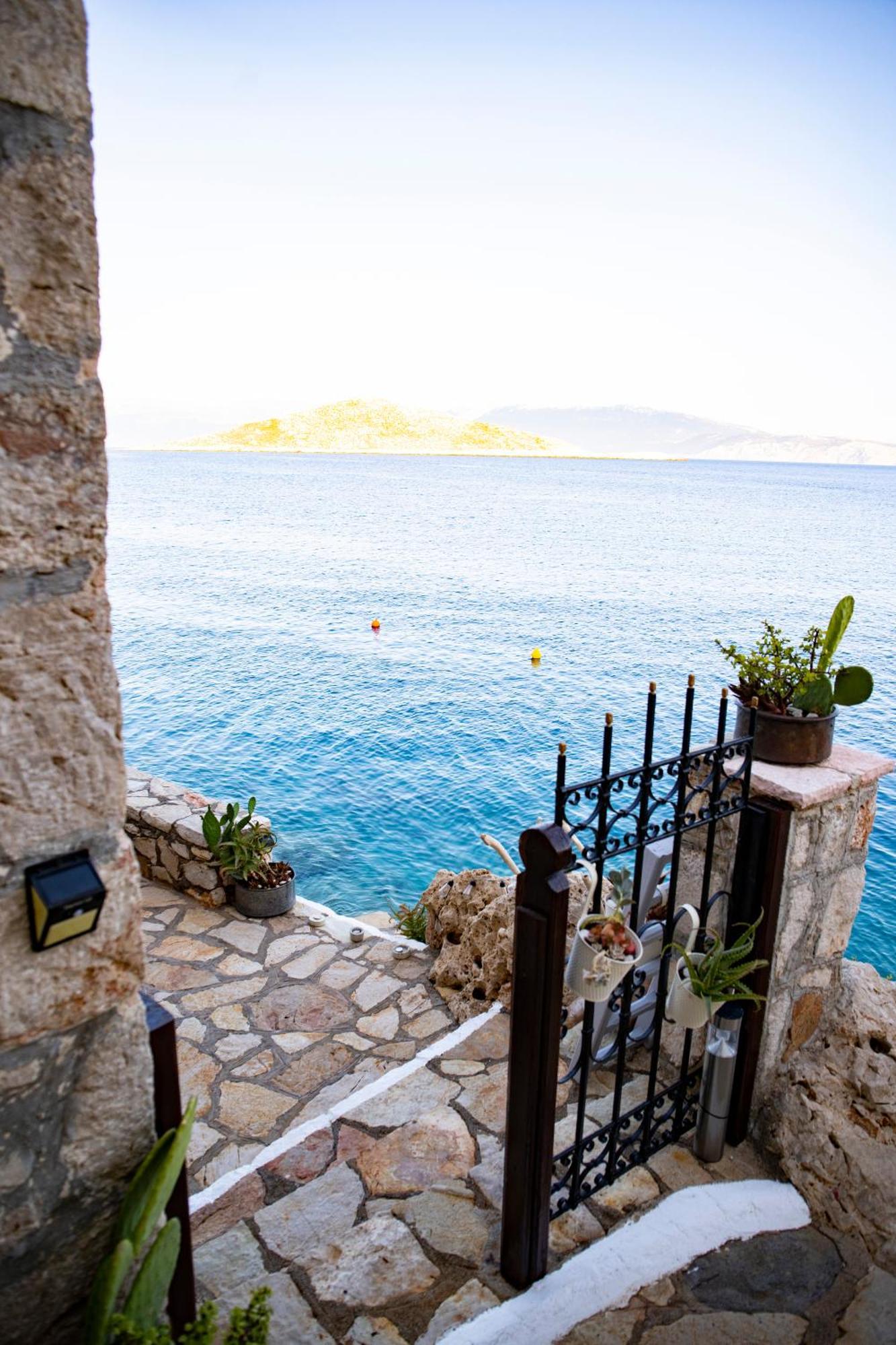 Villa Electra Chalki Town Extérieur photo